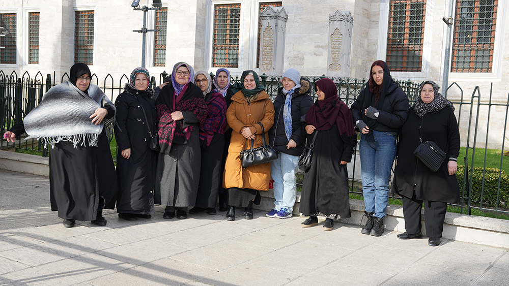 Gaziosmanpaşalı Kadınlar, Üç Aylarda Kutsal Mekanlarla Buluşuyor