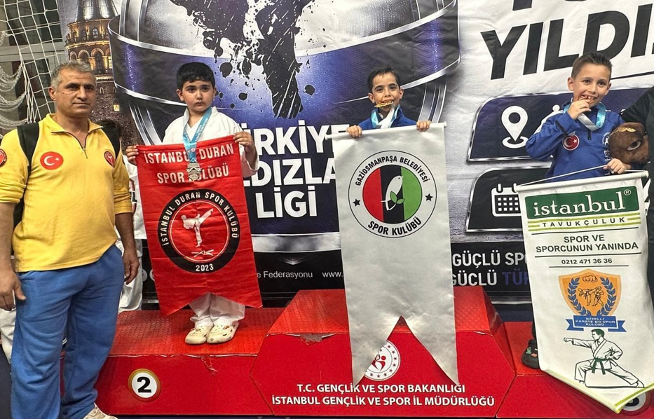 GAZİOSMANPAŞA’NIN KARATECİLERİ TÜRKİYE LİGİ’NDEN 18 MADALYA İLE DÖNDÜ