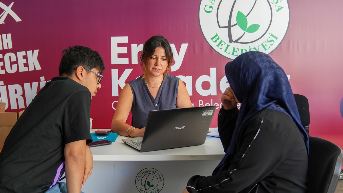 Gaziosmanpaşa Belediyesi’nden Üniversite Adaylarına Ücretsiz Tercih Danışmanlığı